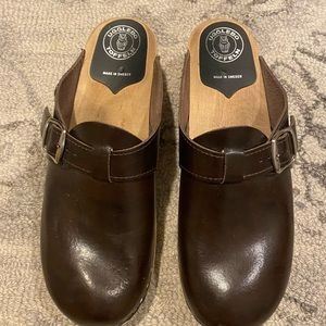 Ugglebo Toffeln - Women EU 40 Burgundy mule clog
